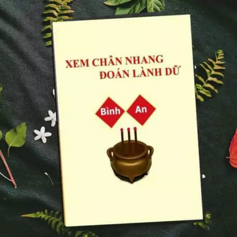 Xem chân nhang đoán lành dữ